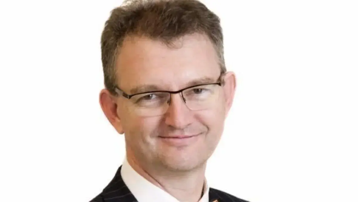 Cartelux appoints Stephen Burns as financial department